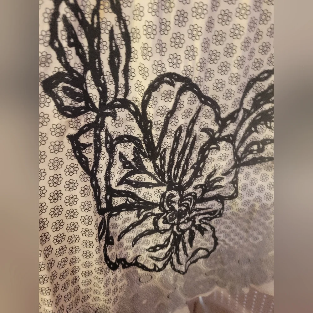 ESLEY Cream +Black Sleeveless Sun Dress W Keyhole Halter Neckline EMBROIDERED M - Picture 4 of 8